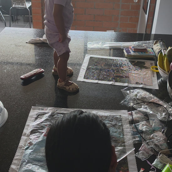 Diamond painting time-lapse